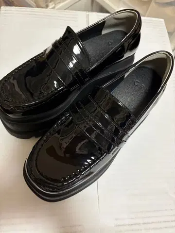 GRL 통굽 로퍼 블랙