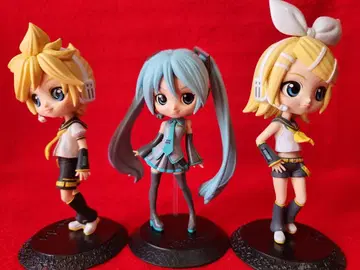 하츠네 미쿠 카가미네 린 카가미네 렌 Qposket 피규어 3종