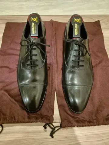 JOHN LOBB 블랙 드레스 슈즈