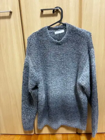 SENSE OF PLACE 그레이 크루넥 니트 2장