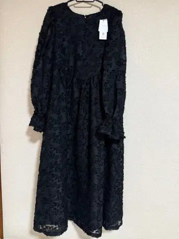 Re:EDIT 플라워 자카드 시어 플레어 원피스