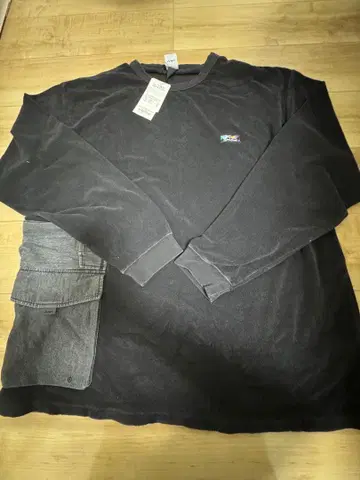 블랙 긴팔 트레이닝복 포켓 부착