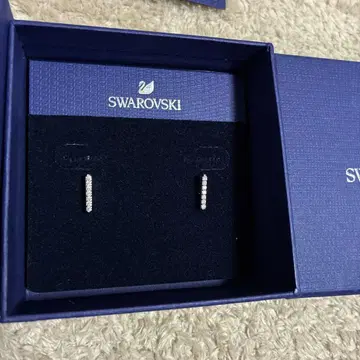 스와로브스키 SWAROVSKI 귀걸이 미사용품