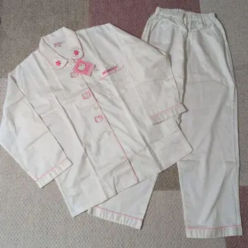 산리오 헬로키티 룸웨어 파자마 레어 1997