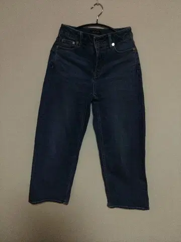 INDIVI 와이드 스트레이트 데님 팬츠