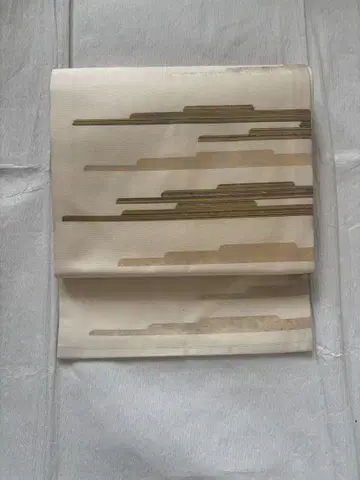 나고야 오비 인박 크림색