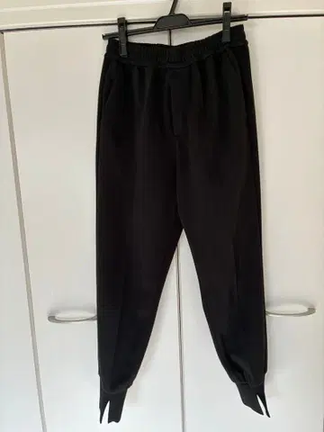 블랙 캐주얼 팬츠 M 사이즈