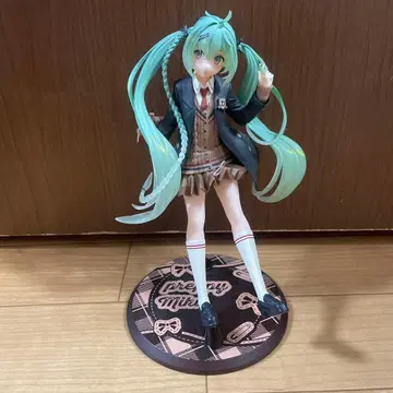 [개봉품] 하츠네 미쿠 Fashion Preppy 피규어