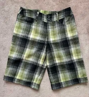 maturita 그레이 그린 체크 무늬 하프 팬츠