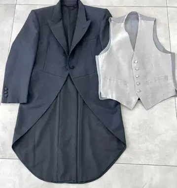 모닝 코트 실버 베스트 세트