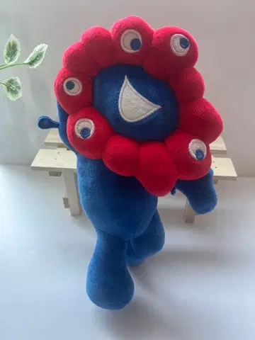 미야쿠미야쿠 봉제 인형