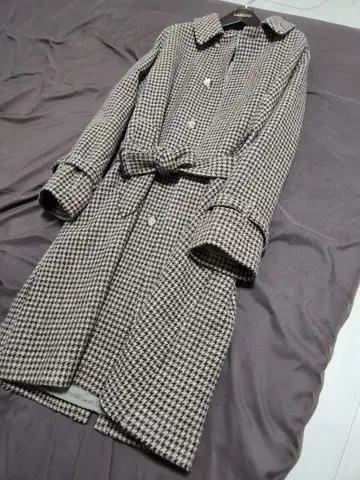 BEAMS F 해리스 트위드 발라클라바 코트