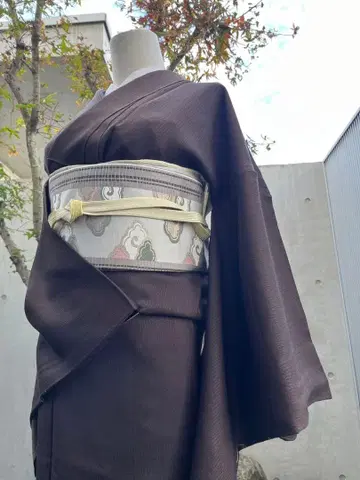 이로무지 히토츠몬