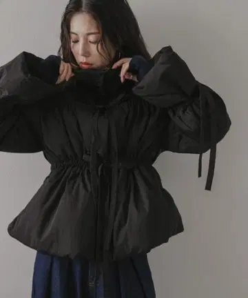 메니 리본 페이크 다운 코트 다운 자켓 블랙 rectangle