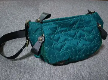 ANNA SUI 하트 퀼팅 숄더백 (그린)