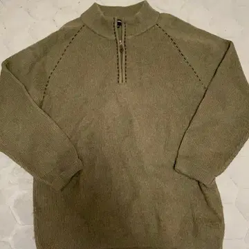 카키 하프 지퍼 니트 스웨터