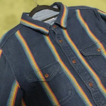 아우터노운 마린 레인보우 스트라이프 담요 셔츠