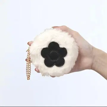 [ 새상품 ] MARY QUANT 데이지 패치 퍼 서클 파우치 미니
