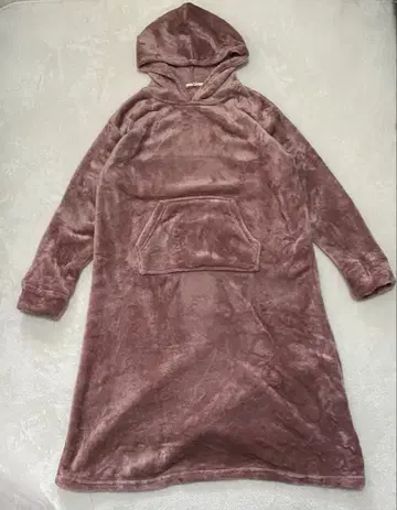 플리스 원피스 더스티 핑크 프론트 포켓 루즈핏 홈웨어