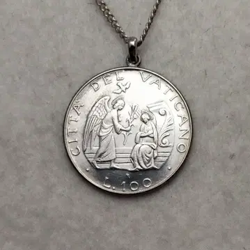 수태고지 바티칸 코인 목걸이 착용 OK