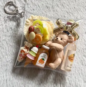 가챠 파우치 [ 브라운 카페 곰돌이 후르츠 케이크 ]