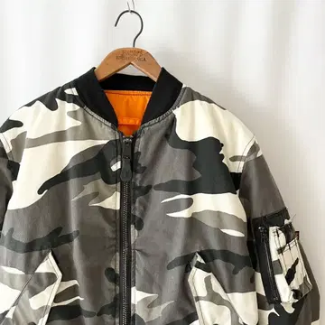 시티 카모 ALPHA INDUSTRIES MA-1 플라이트 재킷 USA