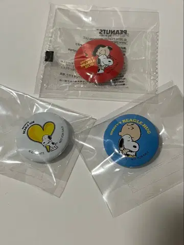 스누피 미니 캔 배지 3개