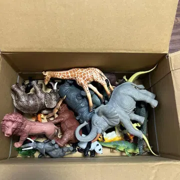 동물 피규어 세트 약 20개