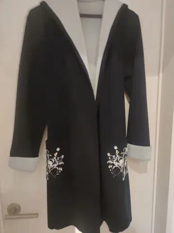 tocco 후드 부착 네이비 가디건 자켓