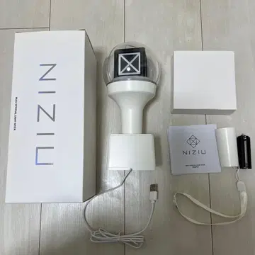 [ 새상품급 ] NIZIU 응원봉