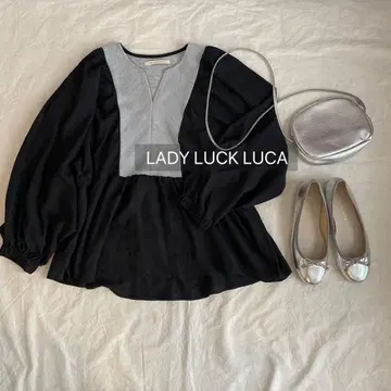 새상품급 LUCA 소매 볼륨 블라우스 루카 티셔츠