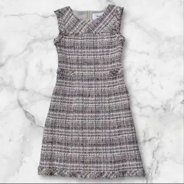 [ 컨디션 최상 최근 모델 ] 르네 트위드 슬리브리스 원피스 포멀