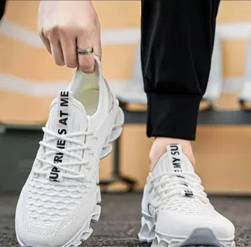 [새상품] 26cm 화이트 러닝화