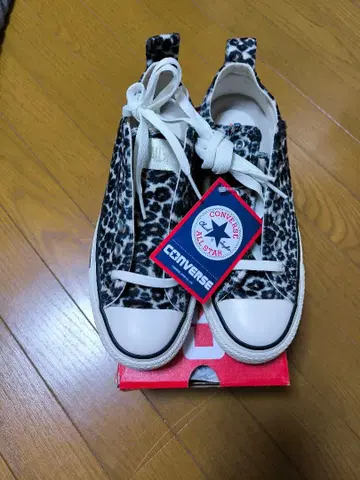 CONVERSE ALL STAR 레오파드 무늬 스니커즈