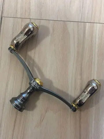 초특가 배송비 포함 리브 윙 92 다이와용 건메탈 골드