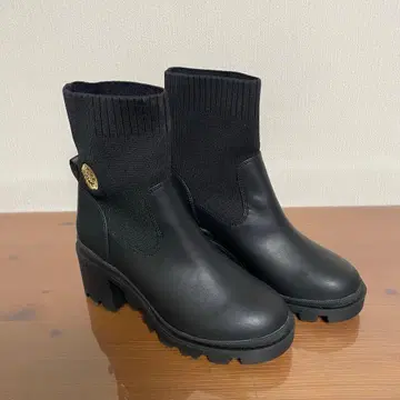 앙 코퀴느 Anne Coquine 니트 콤비 자수 장식 트랙 솔 부츠 M