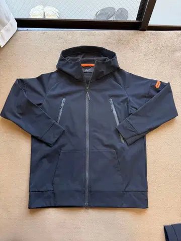 [ 품절 모델 ] 미즈노 테크 후드 맨투맨 풀 집업 L