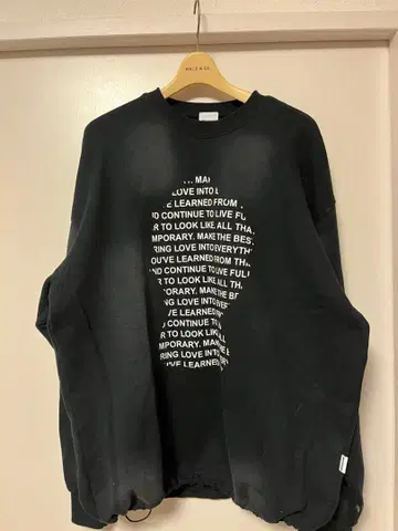 오버 사이즈 블랙 맨투맨