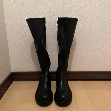 블랙 롱 부츠 사이드 지퍼 부착