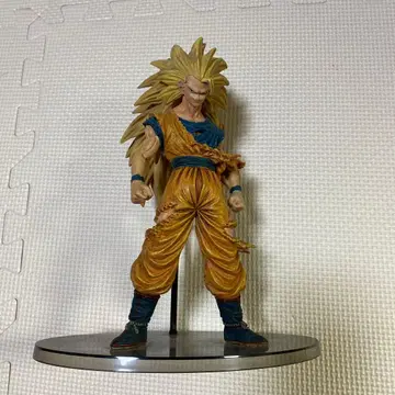 드래곤볼 손오공 슈퍼 사이어인 3 피규어