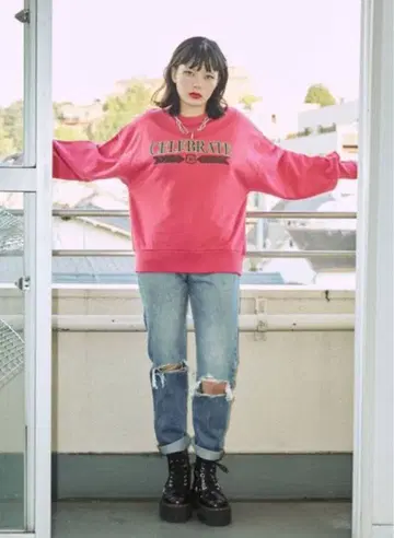 jouetie 칼리지 오버 맨투맨 핑크