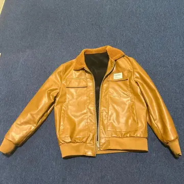 브라운 가죽 카라 부착 자켓