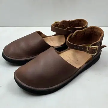 [ 새상품급 ] 오로라 슈즈 뉴 차이니즈 멜리 제인 사보 6.5