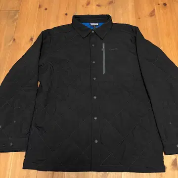 patagonia 블랙 퀼팅 자켓 M