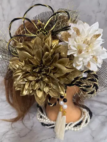 신상 No.2209 화이트 x 골드 머리 장식 세트 스무 살의 모임