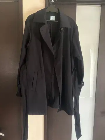 23구 온워드 카시야마 트렌치코트