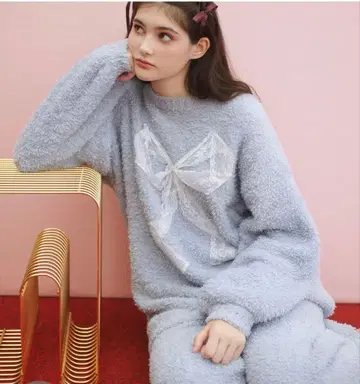 피치 존 룸웨어