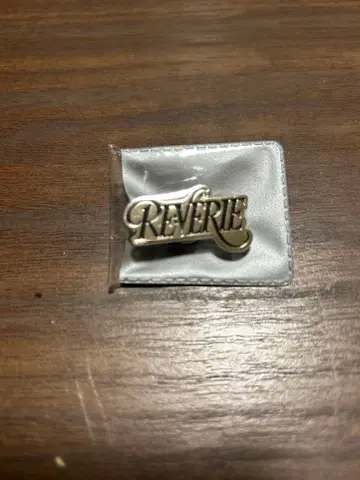 RE:VERIE 재중 아레나 투어 핀 배지