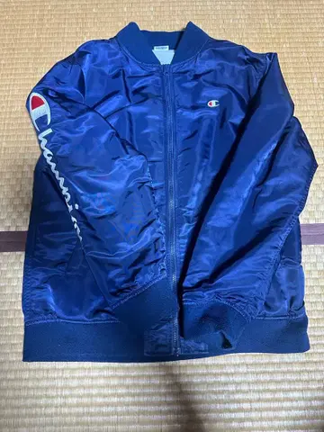 챔피언 네이비 나일론 자켓 L 사이즈