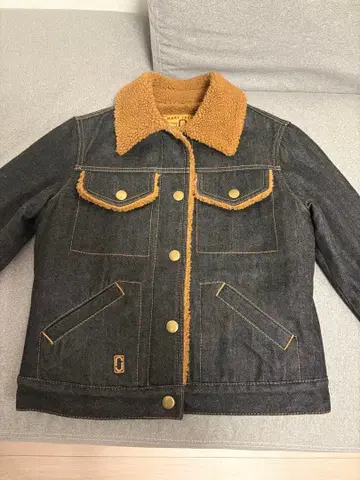 마크 제이콥스 다크 데님 보아 옷깃 자켓